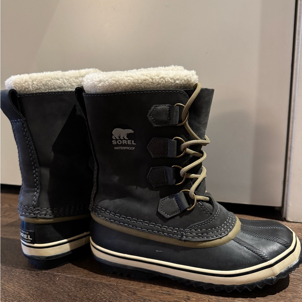 Sorel Caribou Waterproof Women’s Winter Boots